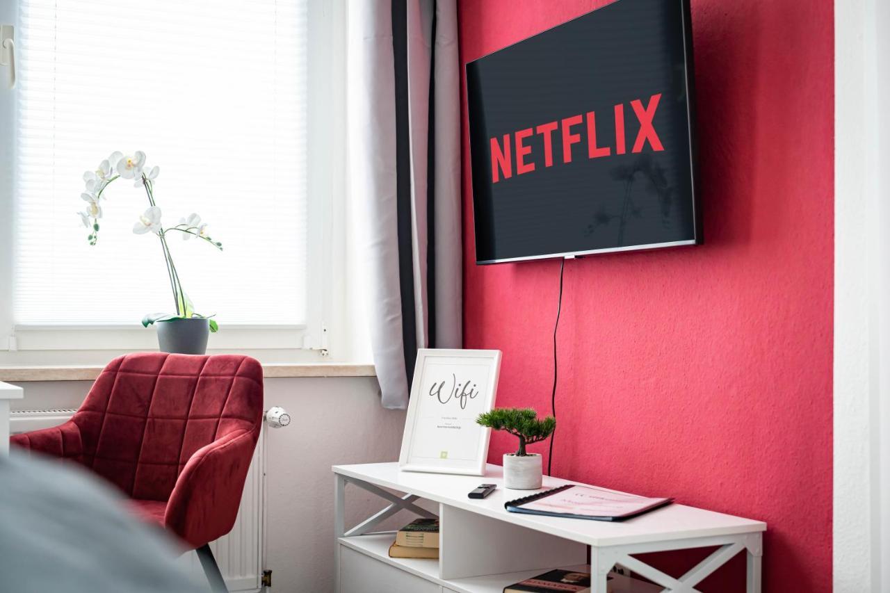 Apartmento Blue Magdeburg - Zentral - Wifi - Netflix Dış mekan fotoğraf