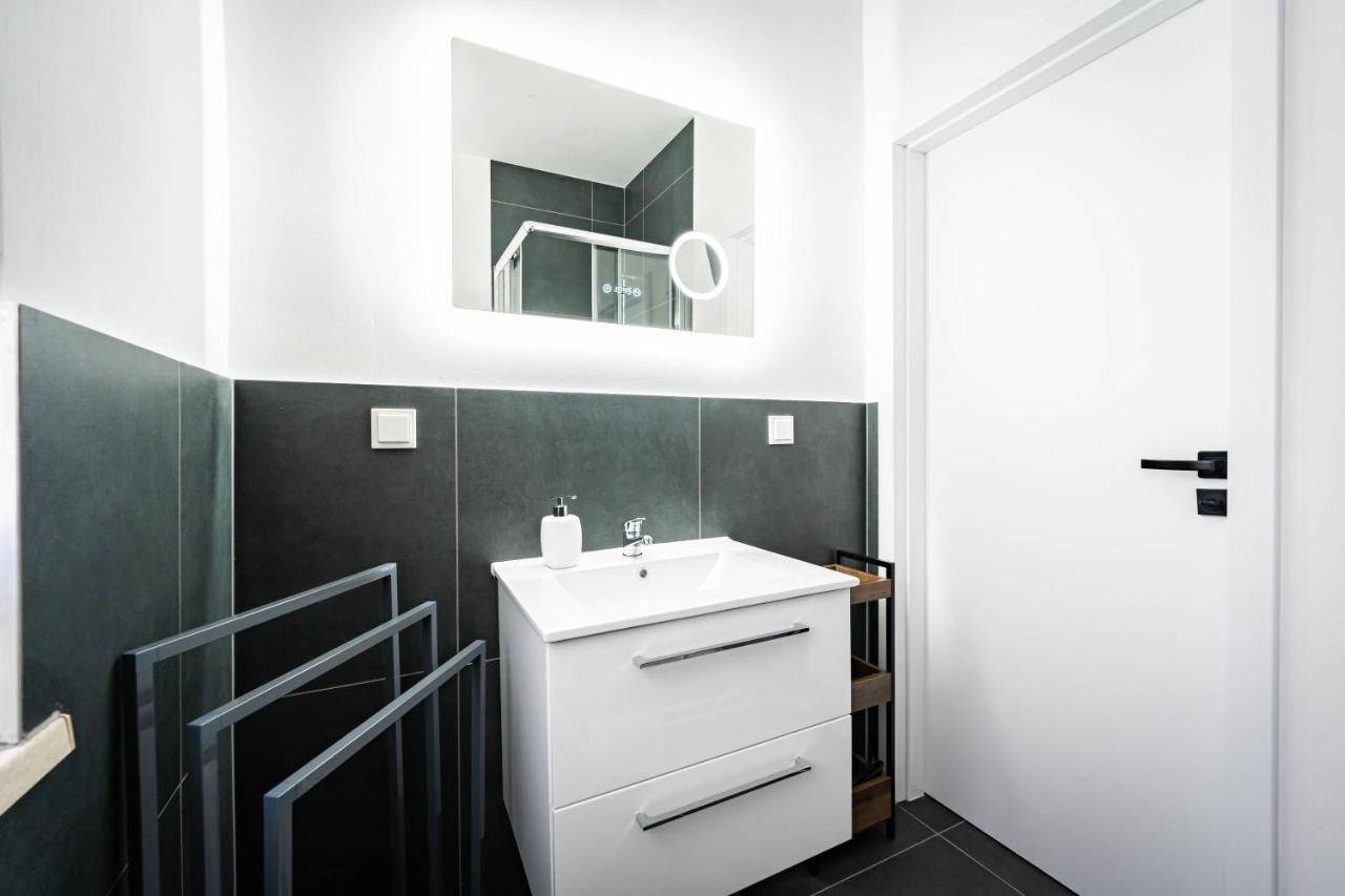 Apartmento Blue Magdeburg - Zentral - Wifi - Netflix Dış mekan fotoğraf